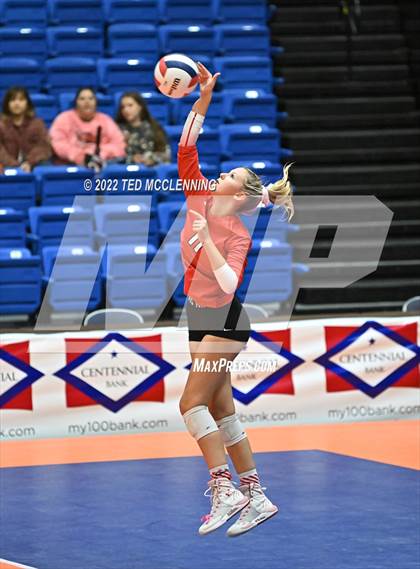 Thumbnail 1 in Lavaca vs Mansfield (AAA 2A State Final) photogallery.