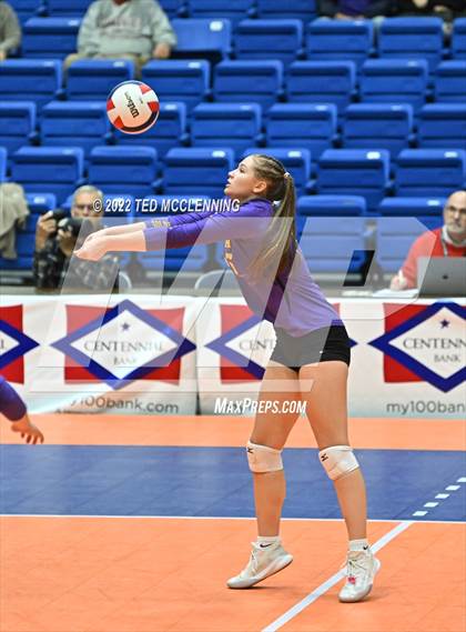Thumbnail 3 in Lavaca vs Mansfield (AAA 2A State Final) photogallery.