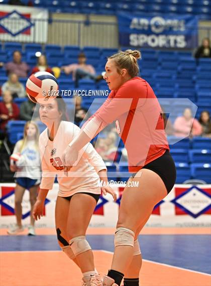 Thumbnail 1 in Lavaca vs Mansfield (AAA 2A State Final) photogallery.