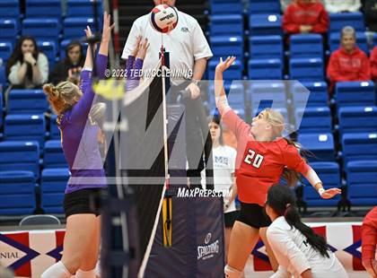 Thumbnail 2 in Lavaca vs Mansfield (AAA 2A State Final) photogallery.