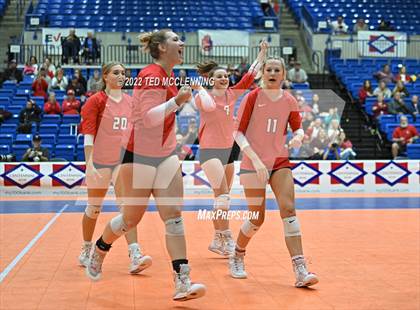 Thumbnail 1 in Lavaca vs Mansfield (AAA 2A State Final) photogallery.