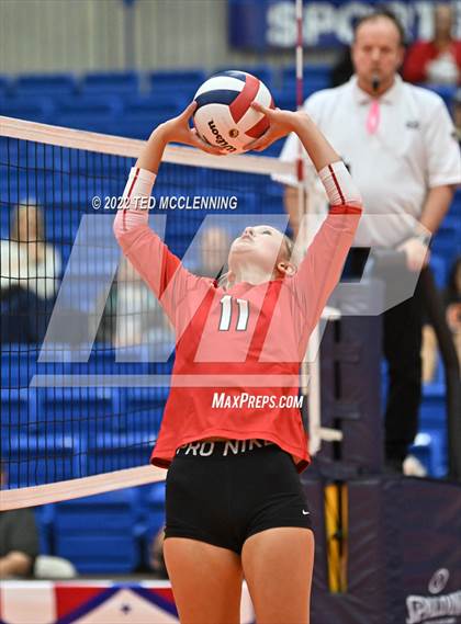Thumbnail 2 in Lavaca vs Mansfield (AAA 2A State Final) photogallery.