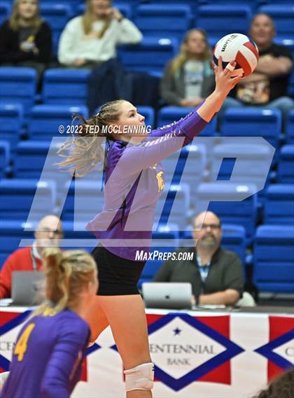 Thumbnail 1 in Lavaca vs Mansfield (AAA 2A State Final) photogallery.