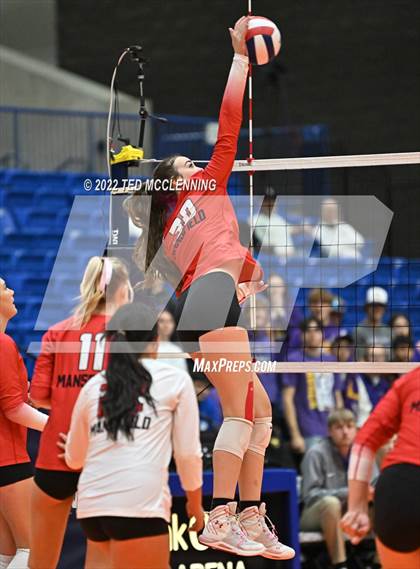 Thumbnail 2 in Lavaca vs Mansfield (AAA 2A State Final) photogallery.