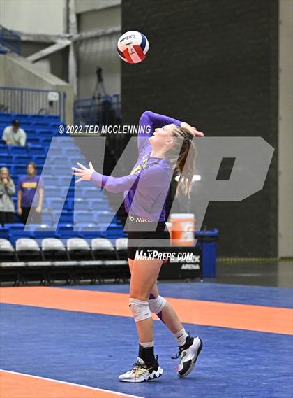 Thumbnail 2 in Lavaca vs Mansfield (AAA 2A State Final) photogallery.