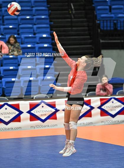 Thumbnail 3 in Lavaca vs Mansfield (AAA 2A State Final) photogallery.