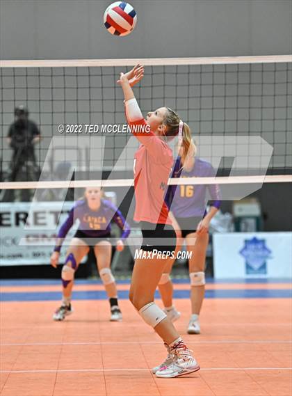 Thumbnail 1 in Lavaca vs Mansfield (AAA 2A State Final) photogallery.