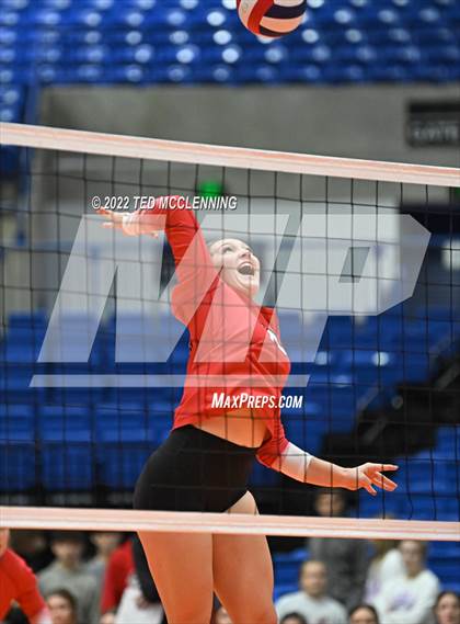 Thumbnail 2 in Lavaca vs Mansfield (AAA 2A State Final) photogallery.