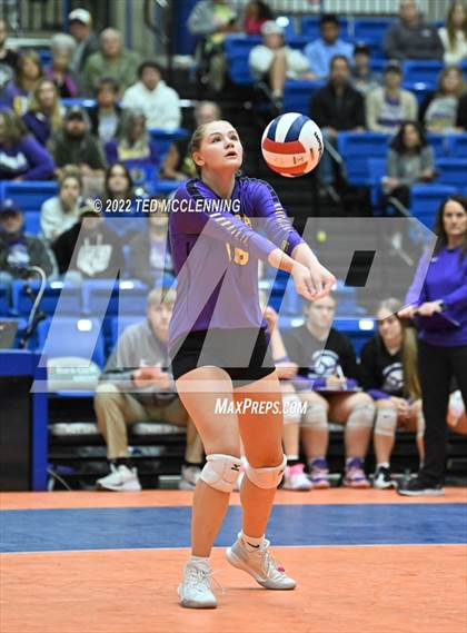 Thumbnail 3 in Lavaca vs Mansfield (AAA 2A State Final) photogallery.