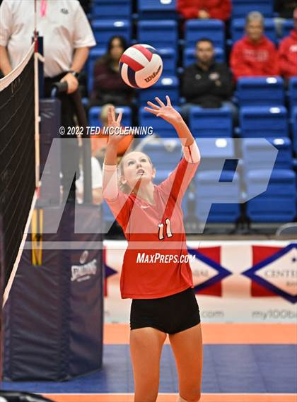 Thumbnail 2 in Lavaca vs Mansfield (AAA 2A State Final) photogallery.