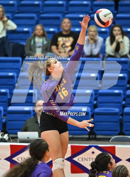 Thumbnail 1 in Lavaca vs Mansfield (AAA 2A State Final) photogallery.