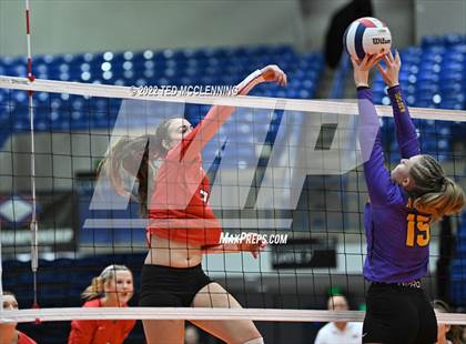 Thumbnail 2 in Lavaca vs Mansfield (AAA 2A State Final) photogallery.