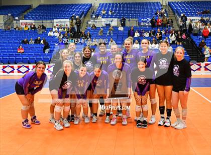 Thumbnail 2 in Lavaca vs Mansfield (AAA 2A State Final) photogallery.