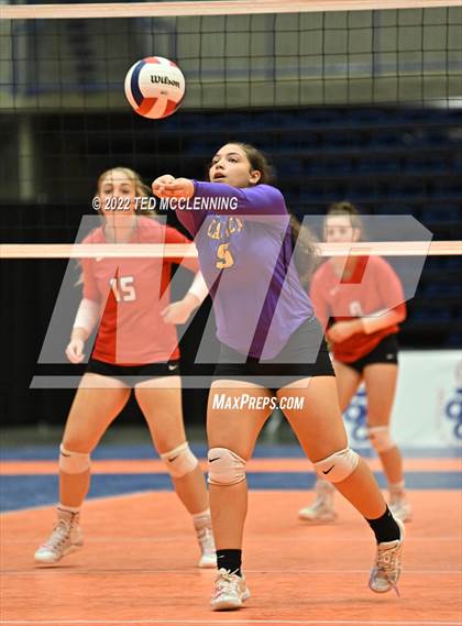 Thumbnail 1 in Lavaca vs Mansfield (AAA 2A State Final) photogallery.