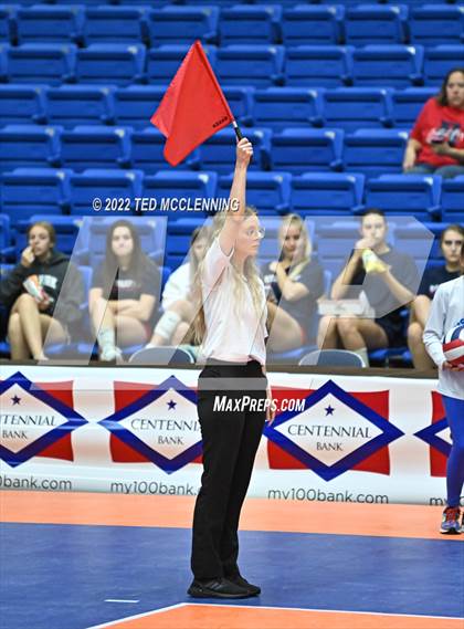 Thumbnail 3 in Lavaca vs Mansfield (AAA 2A State Final) photogallery.