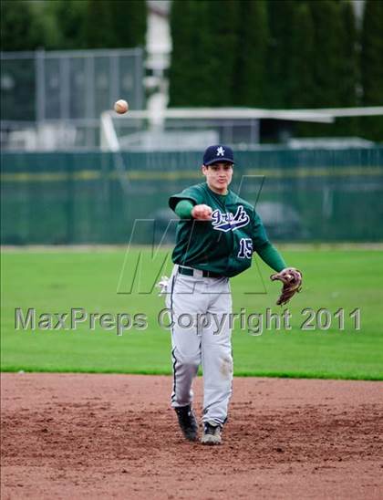 Thumbnail 2 in Sheldon vs Creswell photogallery.