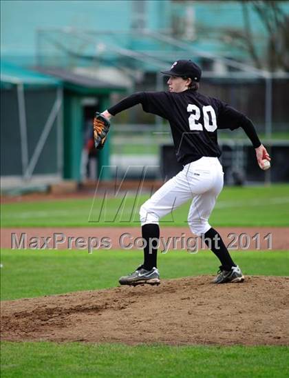 Thumbnail 1 in Sheldon vs Creswell photogallery.
