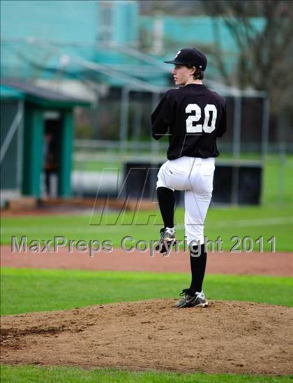 Thumbnail 3 in Sheldon vs Creswell photogallery.
