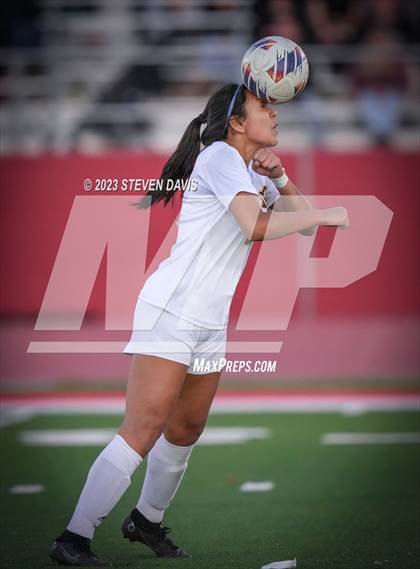 Thumbnail 3 in Salpointe Catholic vs. Walden Grove (AIA 4A Final) photogallery.
