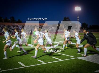 Thumbnail 3 in Salpointe Catholic vs. Walden Grove (AIA 4A Final) photogallery.