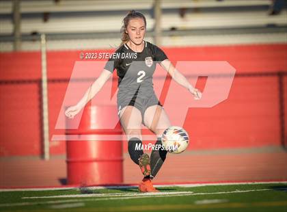 Thumbnail 1 in Salpointe Catholic vs. Walden Grove (AIA 4A Final) photogallery.