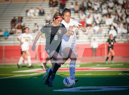 Thumbnail 2 in Salpointe Catholic vs. Walden Grove (AIA 4A Final) photogallery.