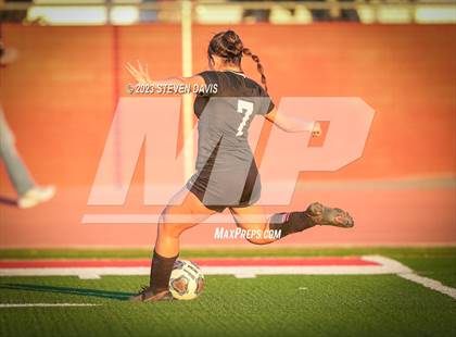 Thumbnail 3 in Salpointe Catholic vs. Walden Grove (AIA 4A Final) photogallery.
