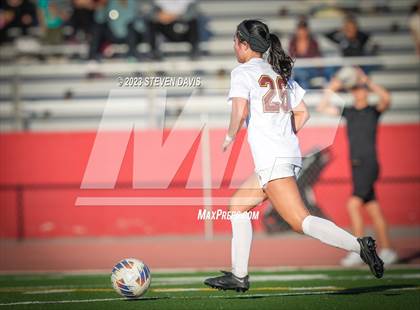 Thumbnail 2 in Salpointe Catholic vs. Walden Grove (AIA 4A Final) photogallery.