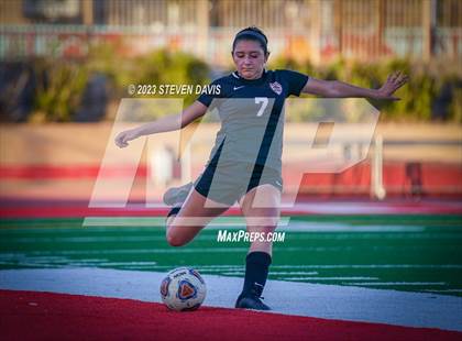 Thumbnail 2 in Salpointe Catholic vs. Walden Grove (AIA 4A Final) photogallery.