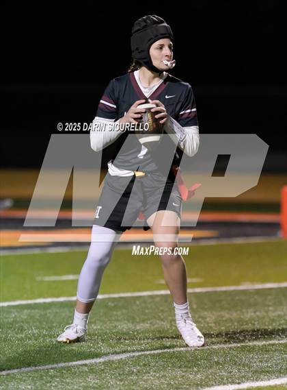 Thumbnail 2 in Red Mountain vs Hamilton (AIA 6A Division Final) photogallery.