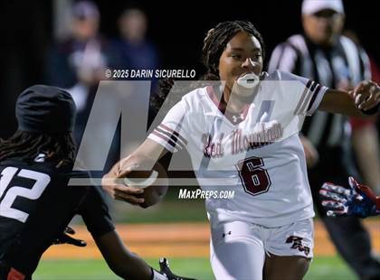 Thumbnail 2 in Red Mountain vs Hamilton (AIA 6A Division Final) photogallery.