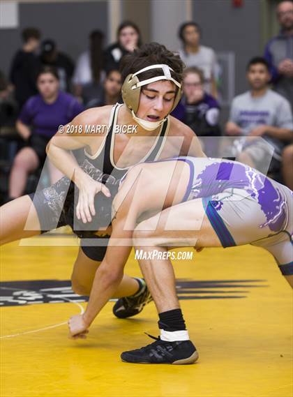 Thumbnail 1 in Johansen @ Enochs photogallery.