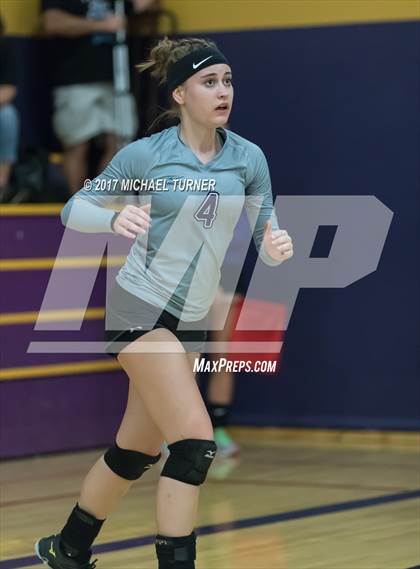 Thumbnail 1 in Colusa vs. Redding Christian photogallery.
