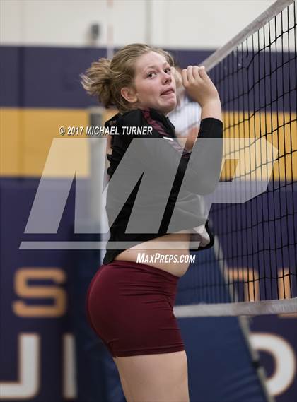 Thumbnail 1 in Colusa vs. Redding Christian photogallery.