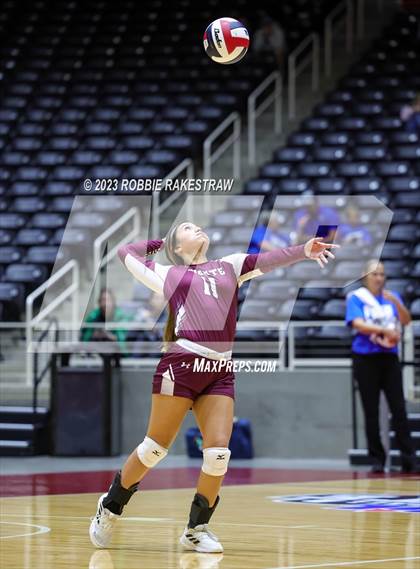 Thumbnail 1 in Harrold vs. Bronte (UIL 1A Volleyball Semifinal) photogallery.