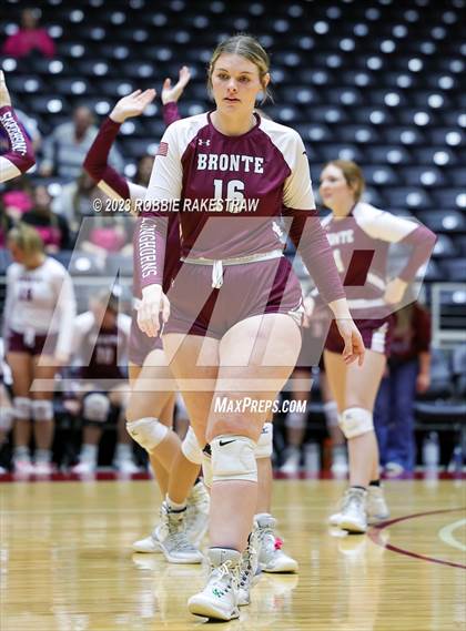 Thumbnail 2 in Harrold vs. Bronte (UIL 1A Volleyball Semifinal) photogallery.