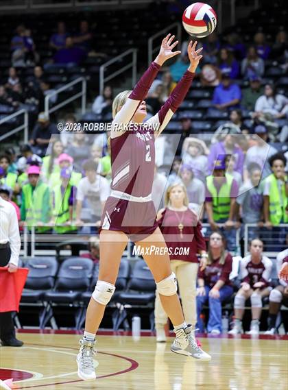 Thumbnail 1 in Harrold vs. Bronte (UIL 1A Volleyball Semifinal) photogallery.