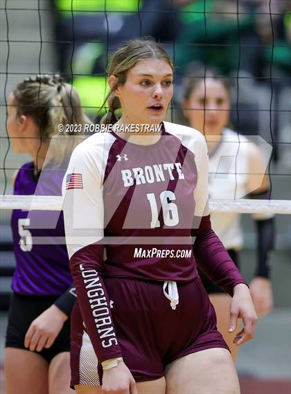Thumbnail 2 in Harrold vs. Bronte (UIL 1A Volleyball Semifinal) photogallery.