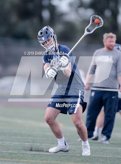 Thumbnail 3 in  Loyola @ Crespi photogallery.