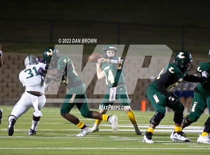 Thumbnail 2 in Reedy vs. Longview (UIL 5A  Area Playoff) photogallery.