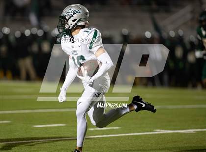 Thumbnail 3 in Reedy vs. Longview (UIL 5A  Area Playoff) photogallery.