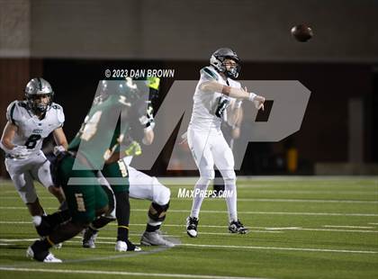 Thumbnail 1 in Reedy vs. Longview (UIL 5A  Area Playoff) photogallery.
