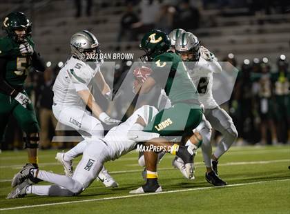 Thumbnail 3 in Reedy vs. Longview (UIL 5A  Area Playoff) photogallery.