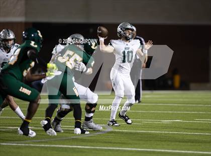 Thumbnail 3 in Reedy vs. Longview (UIL 5A  Area Playoff) photogallery.