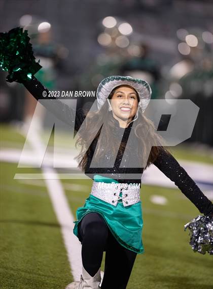 Thumbnail 2 in Reedy vs. Longview (UIL 5A  Area Playoff) photogallery.