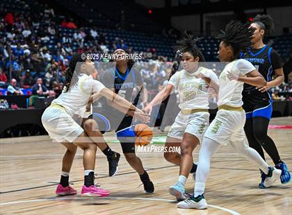 Thumbnail 2 in Newton vs. Grayson GHSA 6A Championship) photogallery.