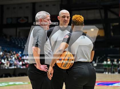 Thumbnail 2 in Newton vs. Grayson GHSA 6A Championship) photogallery.