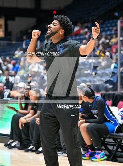 Thumbnail 2 in Newton vs. Grayson GHSA 6A Championship) photogallery.