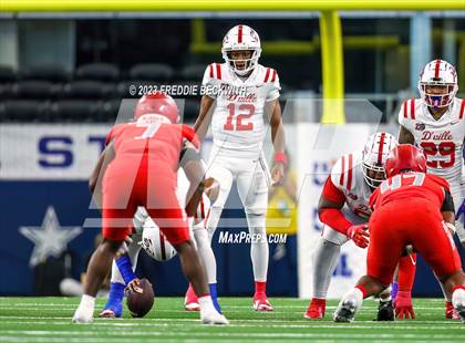 Thumbnail 1 in Duncanville @ North Shore (UIL 6A D1 Football Final) photogallery.