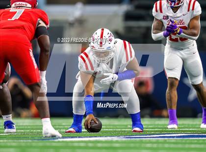 Thumbnail 1 in Duncanville @ North Shore (UIL 6A D1 Football Final) photogallery.